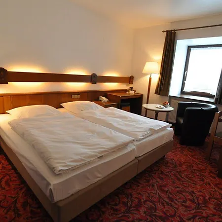 Hotel Jaegerhof 4*