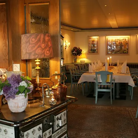Jaegerhof Hotel 4*